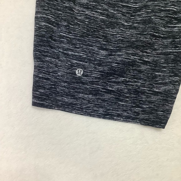 Lululemon Men’s Shorts Lined 9” Size Medium Heathered Black - Picture 3 of 8